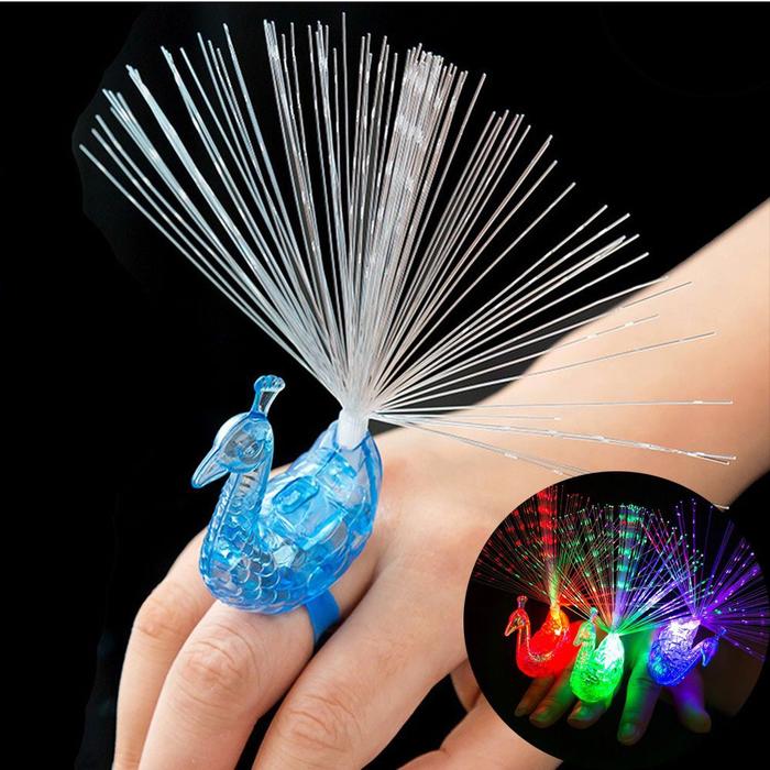 730 Koleksi Gambar Burung Merak Dari Sendok Plastik Terbaik