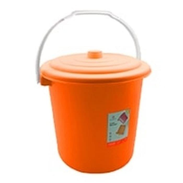 Gambar Claris Ember Pax Liter Plastik Tebal Dengan Tutup Mandi WC Toilet Cuci - 12 Liter dari QuinGo undefined Tokopedia