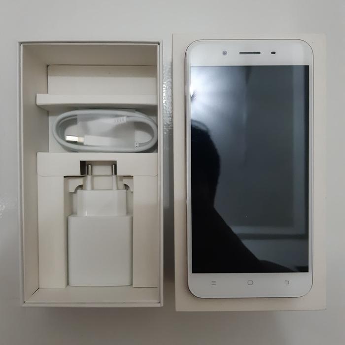 Jual Vivo Y65 3 16 Garansi Resmi Second Emas Jakarta Timur Mr Lollipop Tokopedia