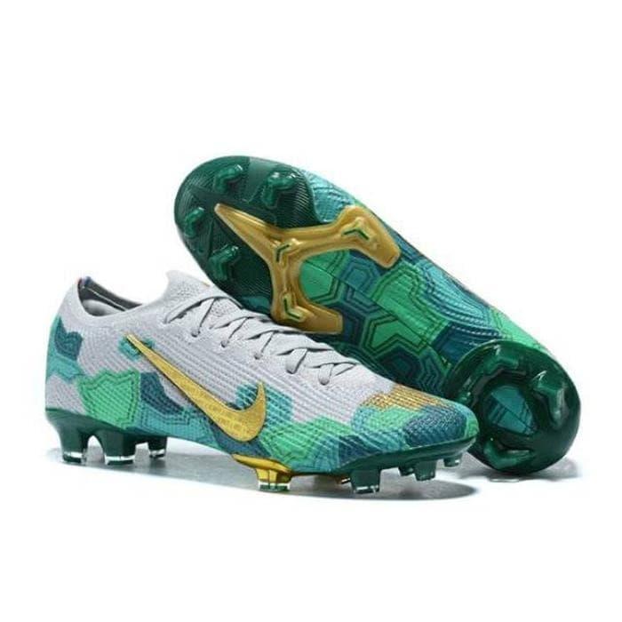 sepatu bola nike vapor