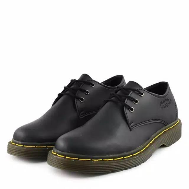 doc martin low top