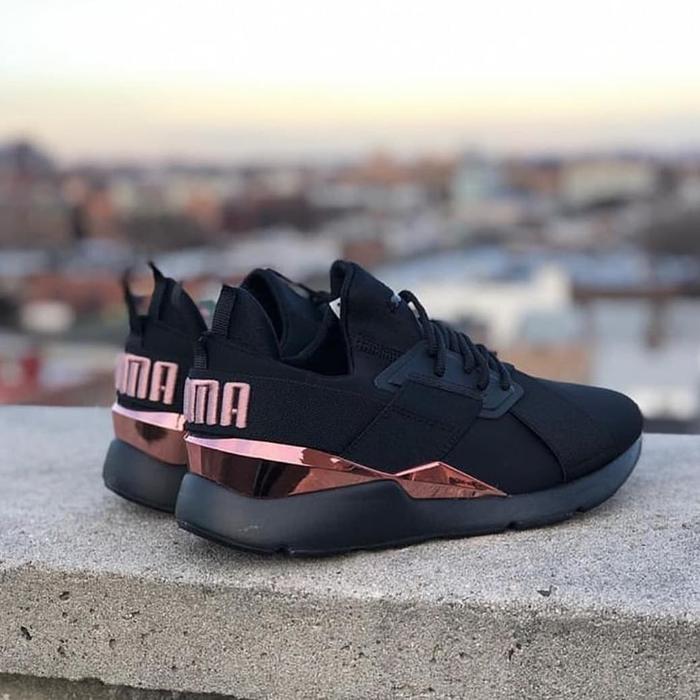 puma muse gold