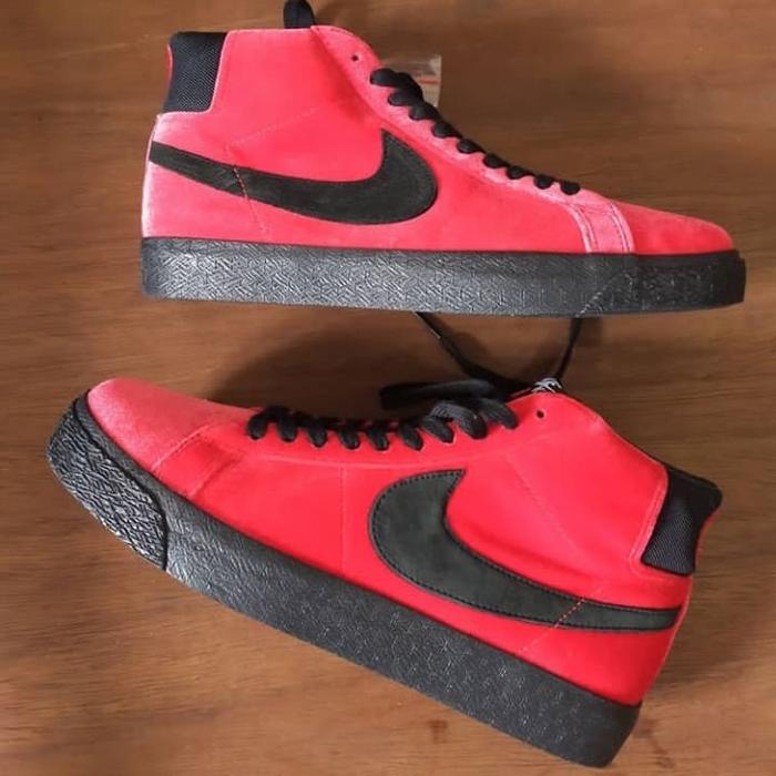 nike kevin and hell