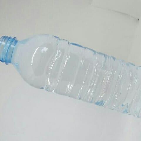 Gambar BOTOL PET AQUA 600ml dgn tutup - Biru dari PT.DWIPLAS TUNGGAL UTAMA undefined Tokopedia