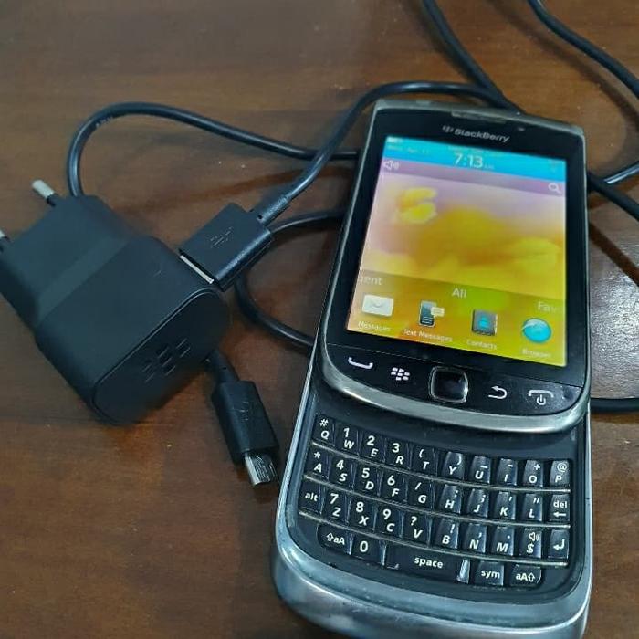 Jual Blackberry Bb Torch 9810 Hp Jadul Bekas Preloved Kota Kendari Bekasmart022 Tokopedia
