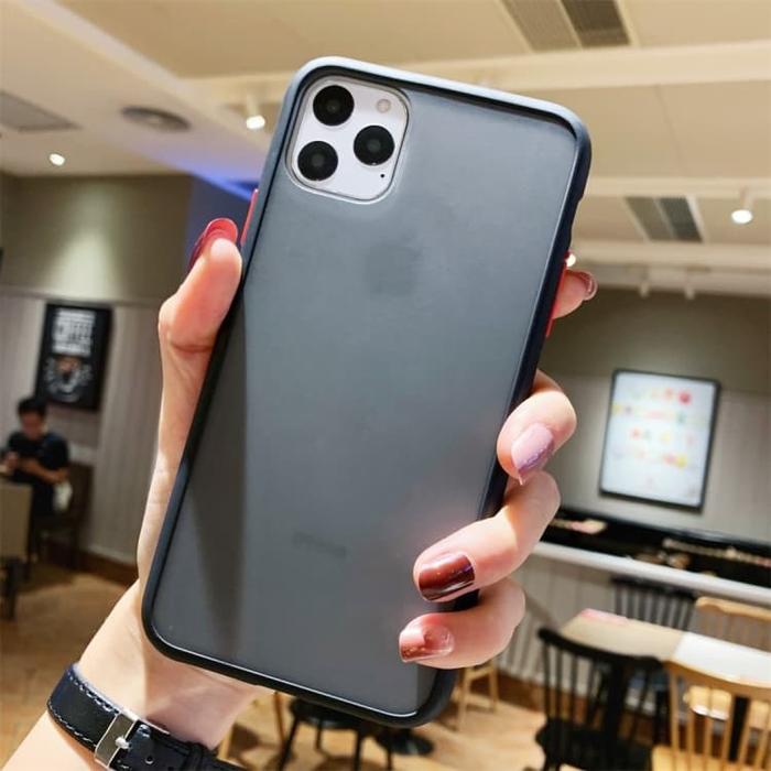 Gambar Casing Iphone 11 Pro Soft Case - Hitam dari shopeasily08 undefined Tokopedia