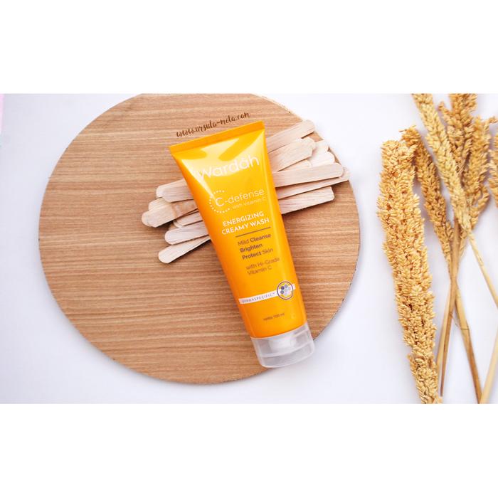 wardah creamy wash c defense