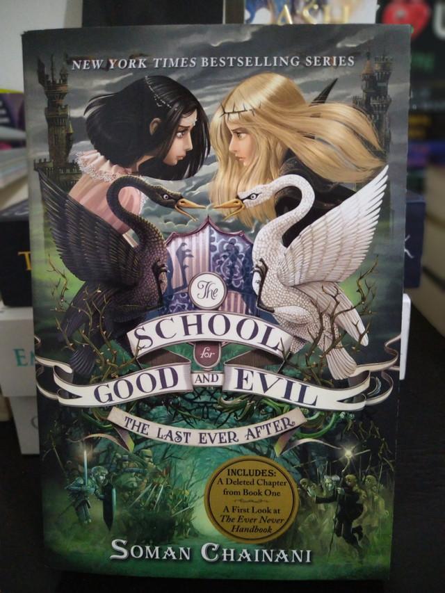Gambar The School for Good and Evil - The Last Ever After - Soman Chainani dari BookLet undefined Tokopedia