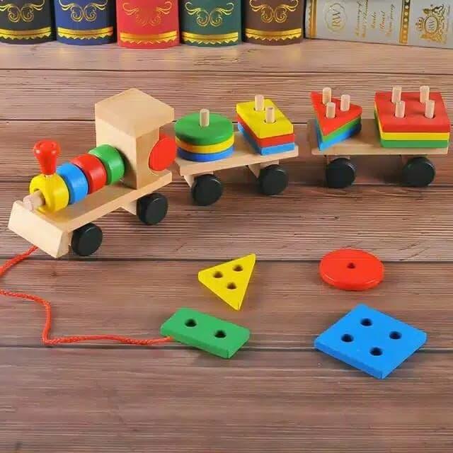 Gambar MAINAN EDUKASI KERETA GEOMETRI KAYU dari tokosusularismanis undefined Tokopedia