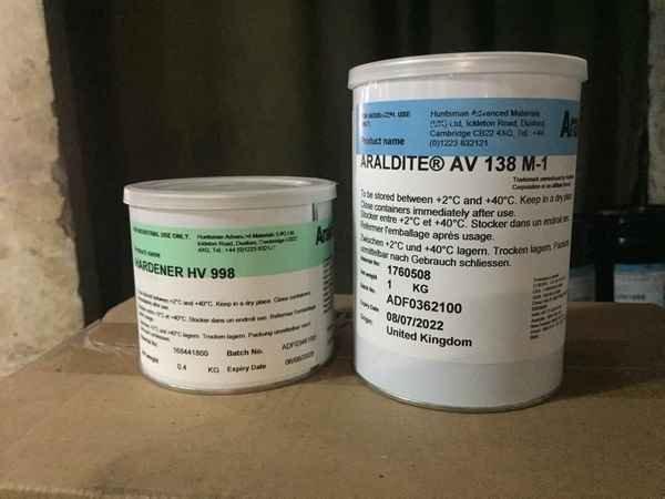 Gambar Lem Araldite AV 138 @ 1 Kg dan Hardener HV 998 @ 0,4Kg dari emalanglung undefined Tokopedia