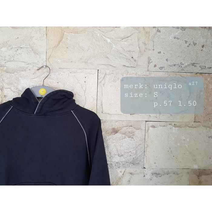 Gambar jual jaket hoodie uniqlo black not levis crocs Uniqlo vans fila puma dari bajubekasmu undefined Tokopedia