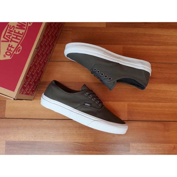 grey skate vans
