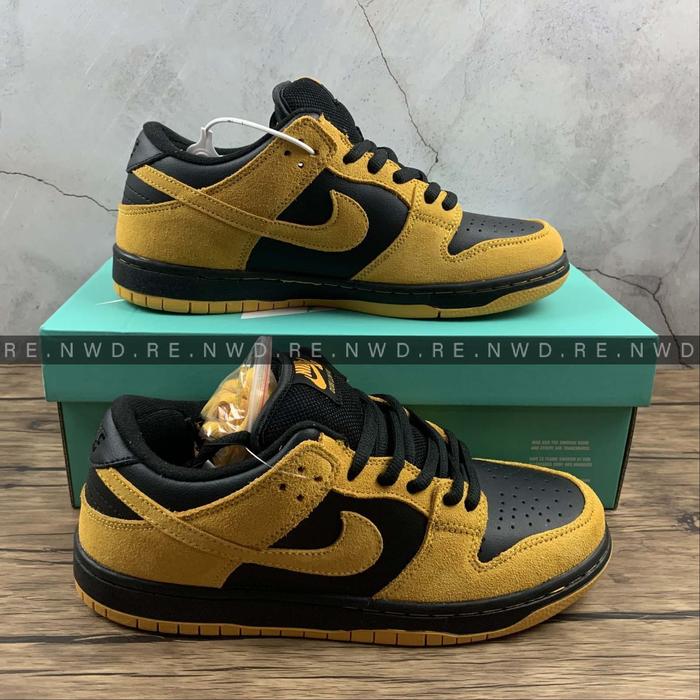 nike sb dunk low iowa