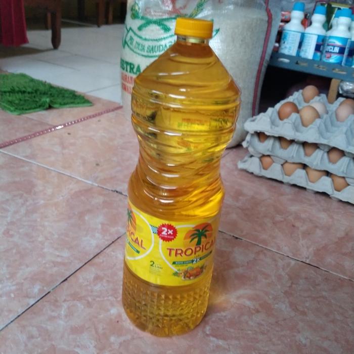 Gambar minyak goreng tropical dari Lince751 undefined Tokopedia