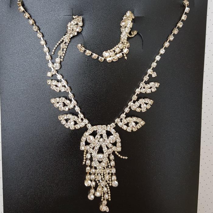 Gambar Perhiasan set kalung, gelang, anting imitasi dari Handmadelab Design undefined Tokopedia