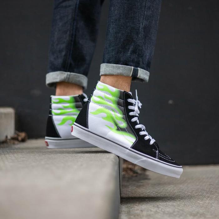 Jual Sepatu Pria Vans Sk8-hi Flame Black True White Original 100