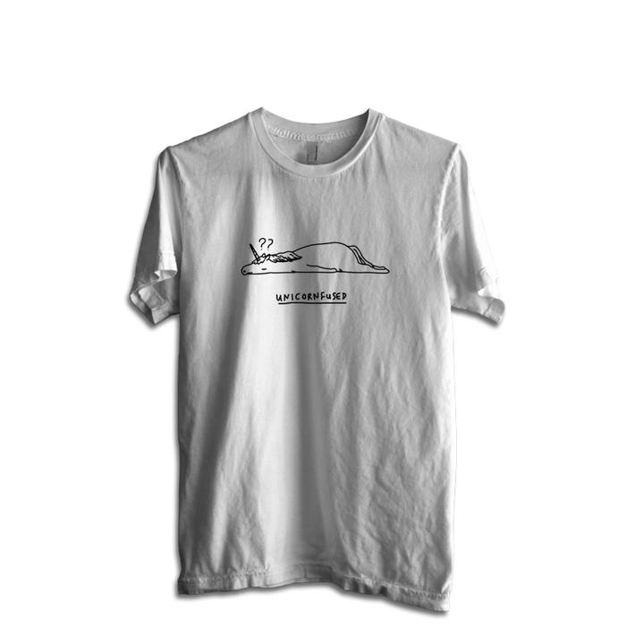Gambar T-shirt Baju Kaos Distro Pria Wanita Lengan Pendek Putih Slimfit 0007 dari Mohstore9 undefined Tokopedia