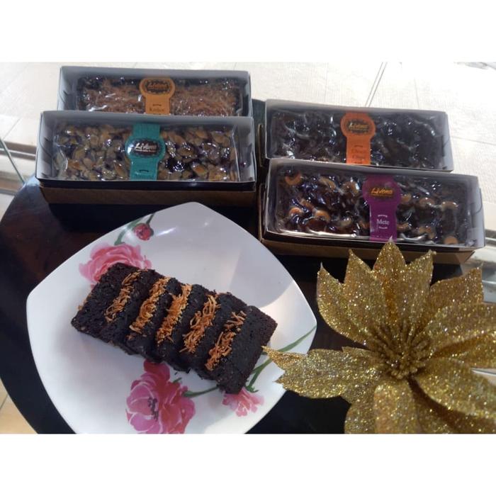 Gambar Livana Brownies oleh oleh buah tangan souvenir hantaran khas surabaya dari Usaha Barokah 1 undefined Tokopedia