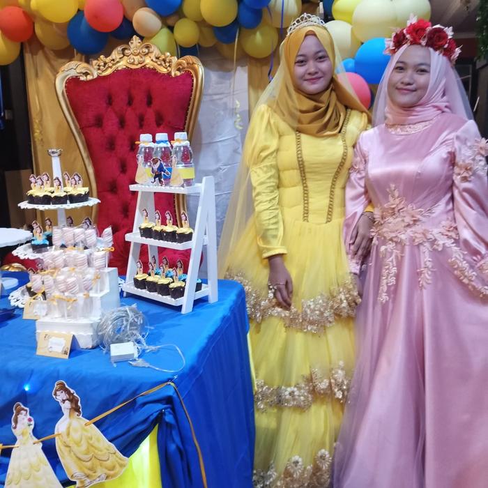 dress sweet seventeen hijab