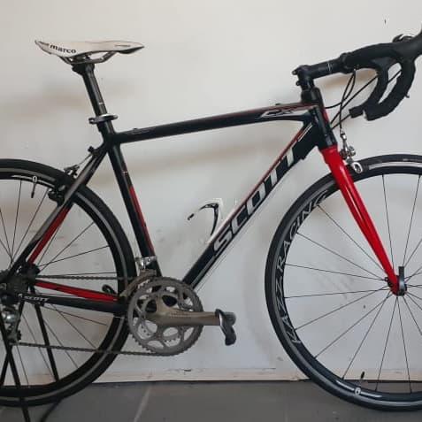 Tiagra Groupset (cyclocross bike berat 