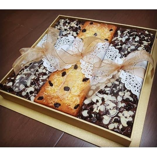Gambar Paket Hantaran Brownis isi 3 dari Tombellis Kitchen undefined Tokopedia