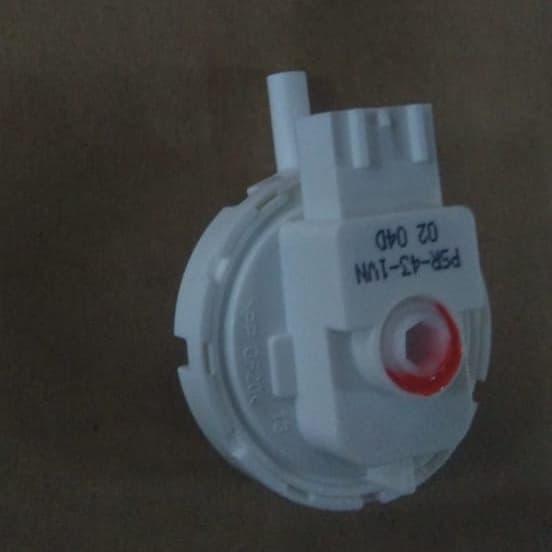 Gambar PRESSURE SENSOR/WATER LEVEL/SENSOR AIR MESIN CUCI PANASONIC NA-F902 dari Mitra Abadi Electronica undefined Tokopedia