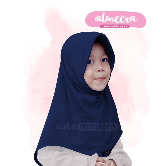 Gambar Jilbab Bergo Anak Cutemoslem Almeera M - Navy dari Cutemoslem Store undefined Tokopedia