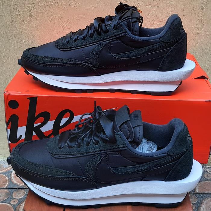 NIKE × sacai LDワッフル 27cm ほぼ未使用　スニーカー NIKE sacai x LD WAFFLE サカイ ナイキ ワッフル SUMMIT WHITE