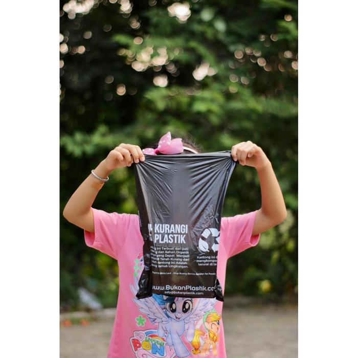 Gambar Cassava Bag - Kantong Cassava - Ramah Lingkungan - Plastik Organik - Hitam dari Bukan Plastik undefined Tokopedia