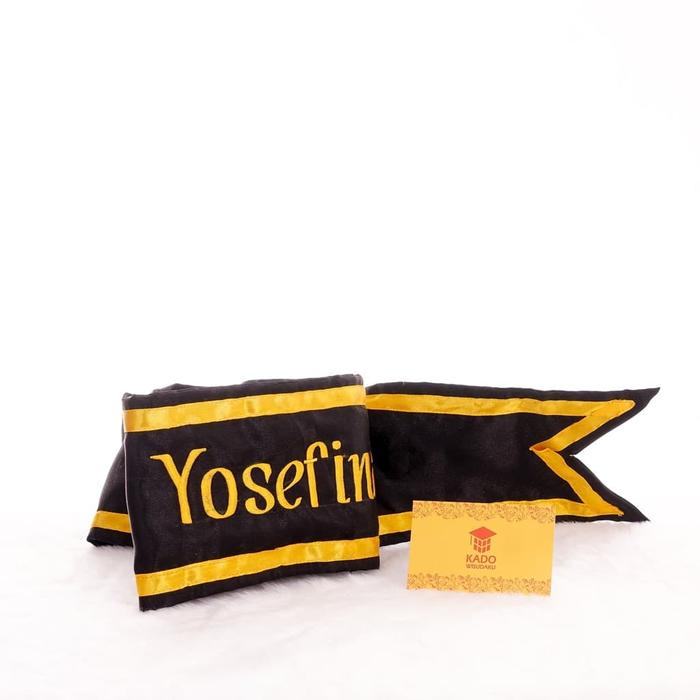 Gambar Selempang Nama Wisuda Bordir Satin + List Kado Wisuda dari Kado Wisudaku undefined Tokopedia