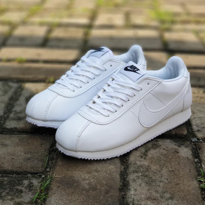 full white cortez