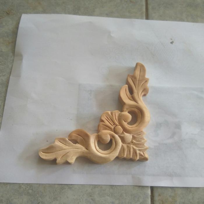 Gambar ukiran ornamen tempel kayu sudut asesoris bahan industri permebelan dari Nasywa Ukir undefined Tokopedia