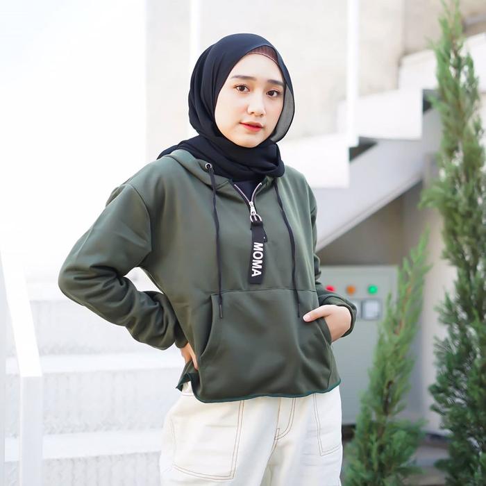 Gambar Moma Croope / Sweater Hoodie Wanita / Baju Hangat / Distro - Hijau dari gayanapedia undefined Tokopedia