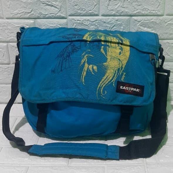 Eastpak Delegate Messenger Bag Original 