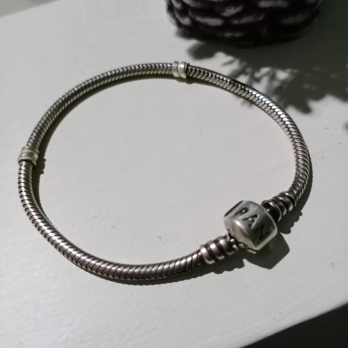 Gelang deals pandora silver