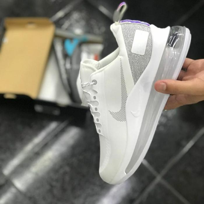 nike air max 720 run utility white