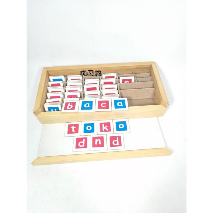 Gambar Mainan Edukasi Anak Montessori Kotak Belajar Membaca Huruf Kecil Kayu dari Diego Corner Shop undefined Tokopedia