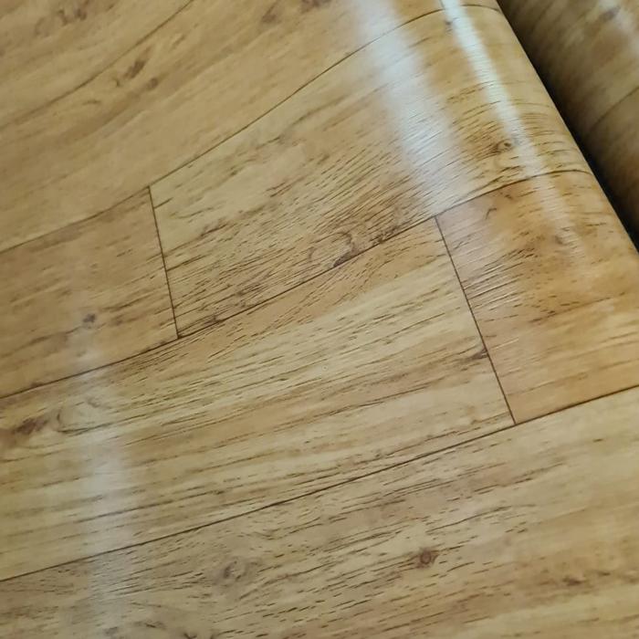 Gambar Karpet Vinyl Roll 1 mm RG Ultima Harga Per m2 Lantai Vinyl Motif Kayu - HY7771-501 dari Decorindo Perkasa undefined Tokopedia