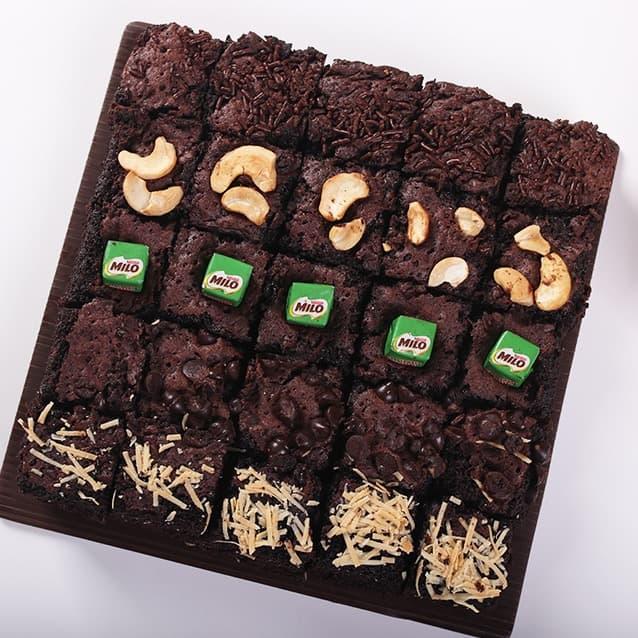 Gambar Fudgy Brownies ukuran 20 x 20 cm MURAH dan ENAK dari Stelette Cake_NEW undefined Tokopedia