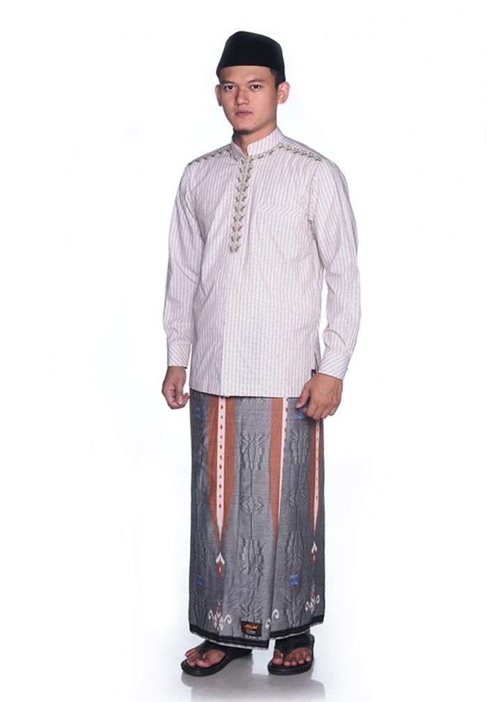 Gambar Sarung ATLAS Special Rayon Songket Kembang Abu Oranye dari Sarung Atlas undefined Tokopedia