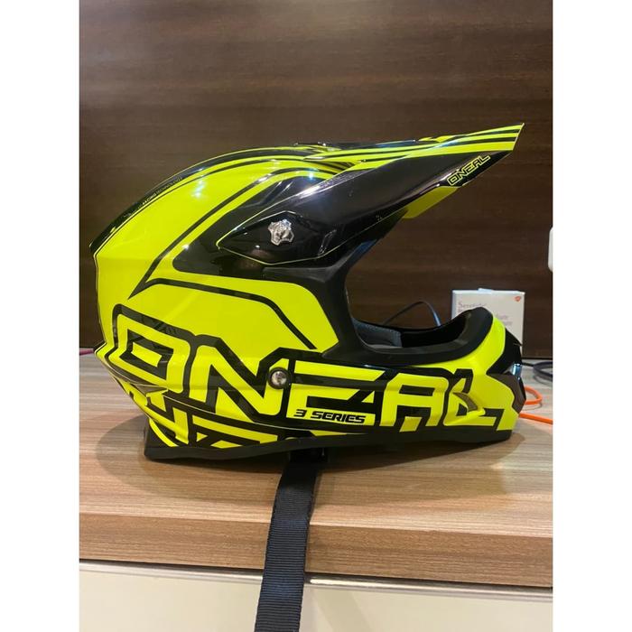 Gambar helm cross oneal 3 series dari LeonelShop10 undefined Tokopedia