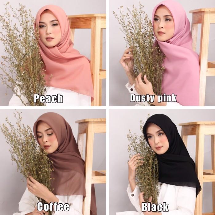 Gambar HIJAB SEGIEMPAT BELLA SQUARE PREMIUM JILBAB POLLYCOTTON 115X115 POLOS - LILAC dari Fenur undefined Tokopedia