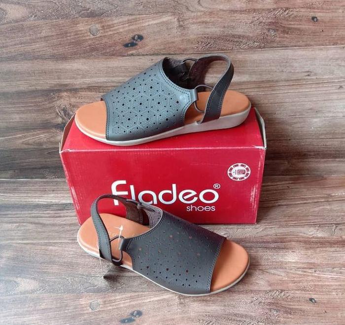 Gambar Sandal Selop Tali Murah Wanita Ori lucu Fladeo Sepatu Brand Matahari - .37, Cokelat dari ifi_matahari undefined Tokopedia
