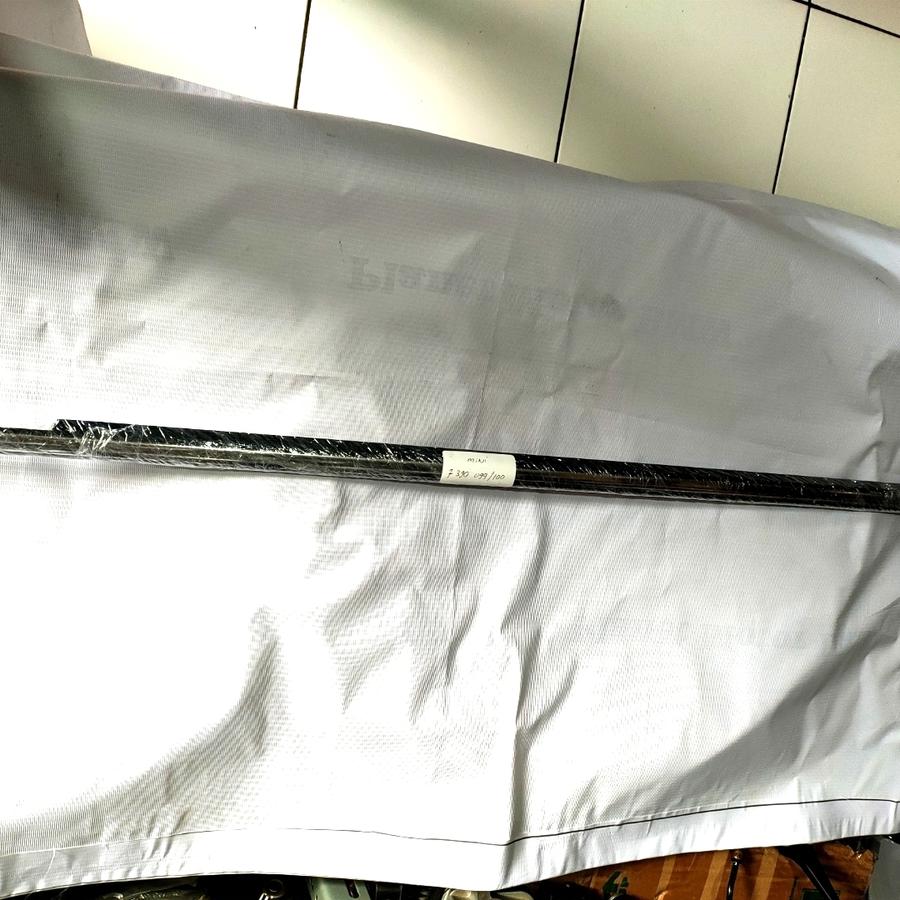 Pelipit Kaca pintu Depan Kiri bagian luar. MINI COOPER F60