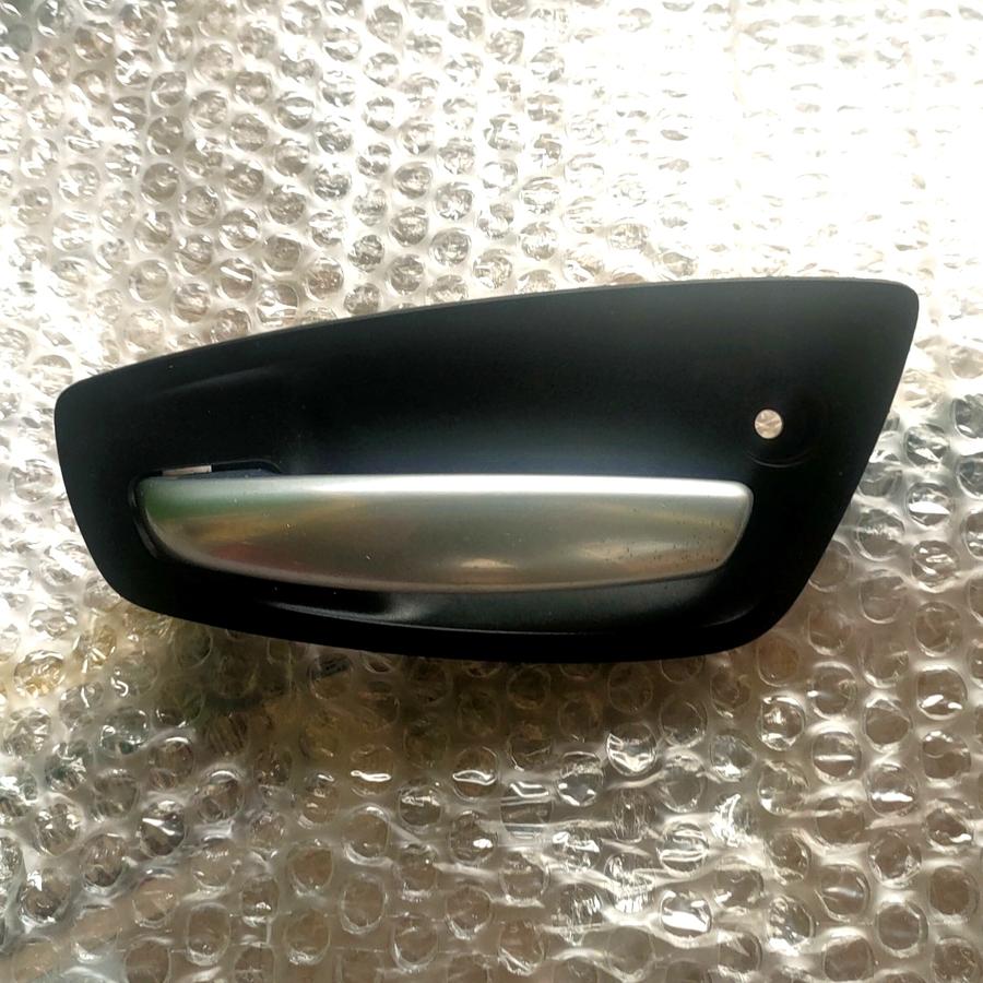 Handle Pintu dalam depan Kiri BMW E87