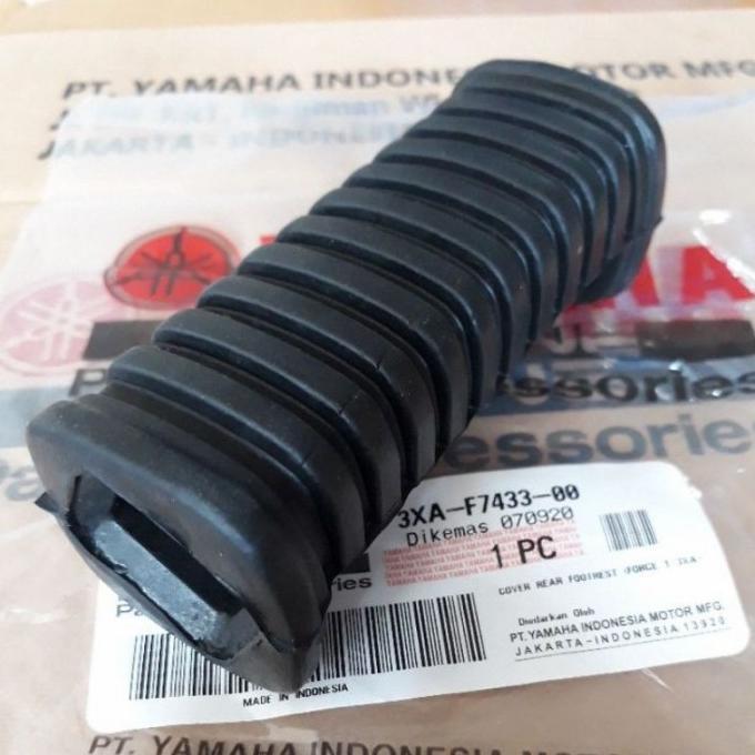 you.is　② Genuine Parts Yamaha RX King RXK RX 135 115 Rear Footrest Cover