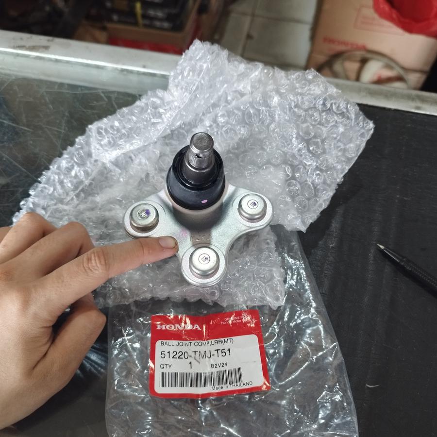 2017-2022 Honda CR-V Lower Arm Ball Joint | 51220TMJT51 | Genuine