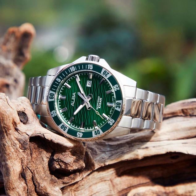 Jam Tangan Pria Alba ACTIVE Stainless Steel Silver AG8L87: Kekuatan dan Elegansi