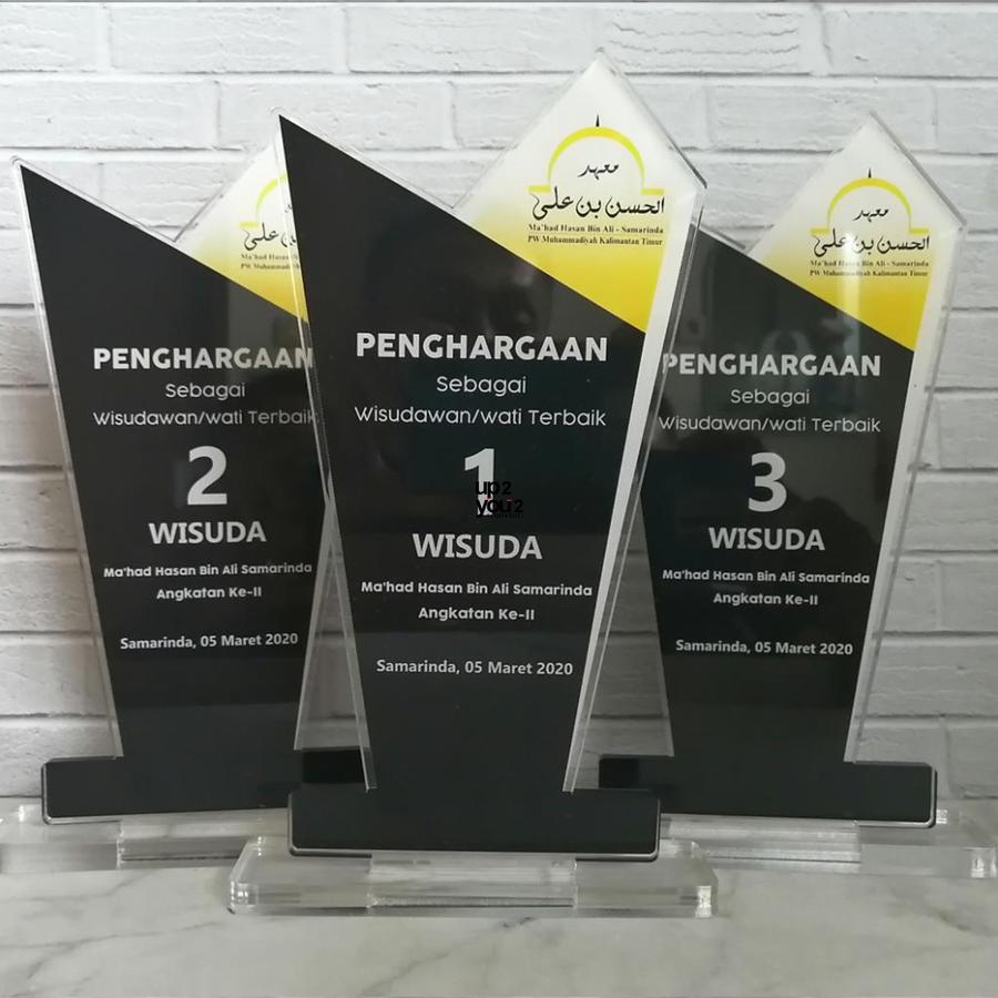 Jasa pembuatan plakat - Cepat, Murah, Praktis(Go-Send) - plakat Murah - asaka.ID trophy