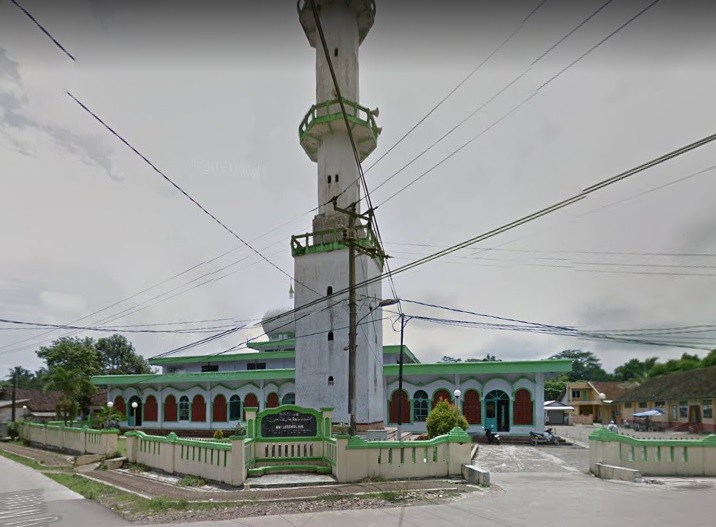 Masjid AMALUSSHOLIHIN